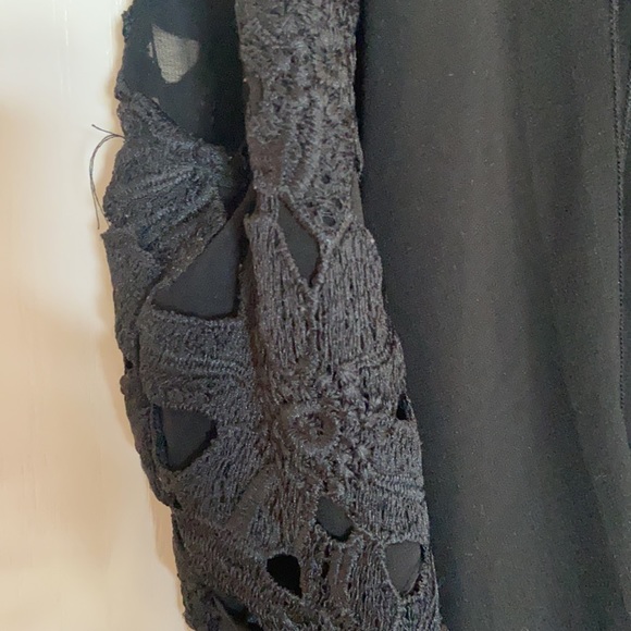 Embroidery Sheer Vest - Picture 2 of 6